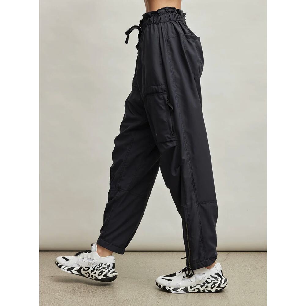 Free People Movment Spring Trekker Black Cargo Gorpcore Jogger Hiking Pants L